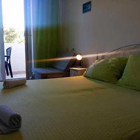 Apartment Nikolina - Quiet Area Near Beaches *